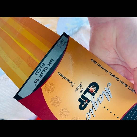 Hair extensions - Picture 3 of 3